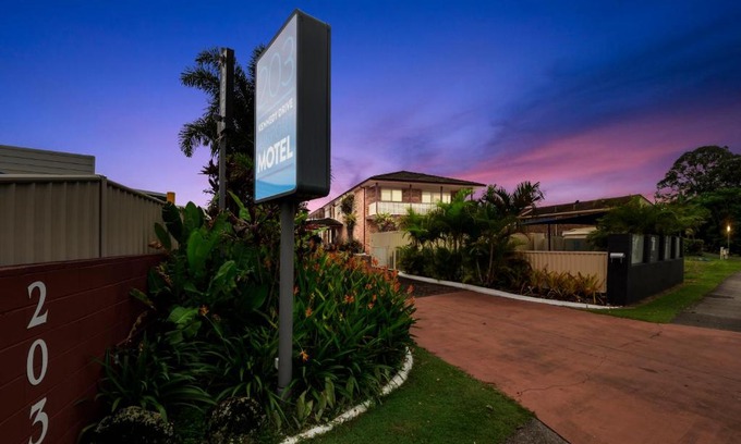 Tweed Heads West Hotel | Kennedy Drive Boutique Motel - Close To City Centre & Airport