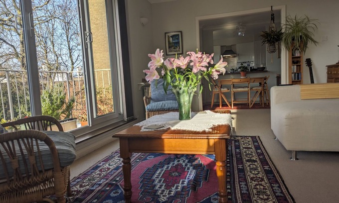 Holland Park Apartment | Kensington & Chelsea, Double room flat for Professionals .