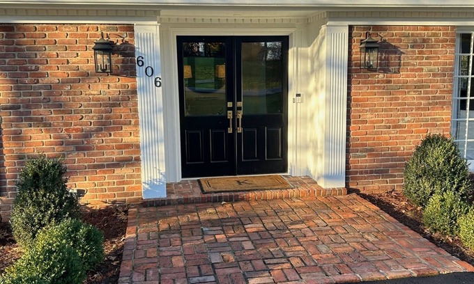Mockingbird Valley House | Kentucky Derby Weekend House in Fantastic Location