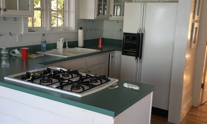 Gilbertsville Cottage | KENTUCKY LAKE HOUSE WITH THAT MILLION DOLLAR VIEW!