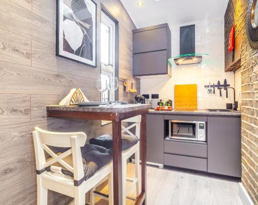 Earl's Court Apartment | Key Nests