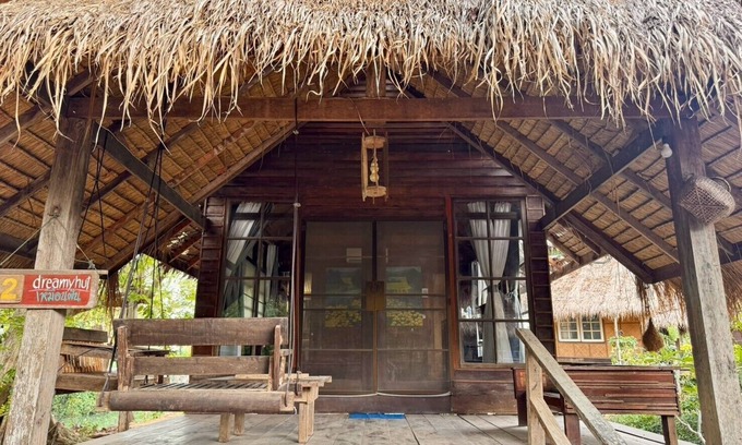Khanong Phra Hotel | Khao Yai Lake Hill Resort