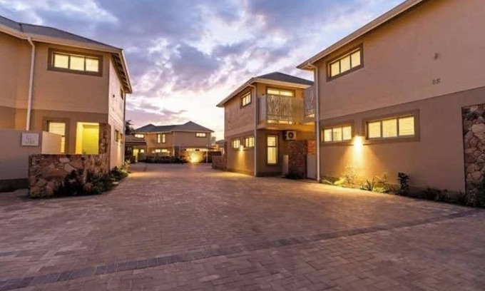 Victoria Falls Apartment | Khaya apartments at Miombo Mews
