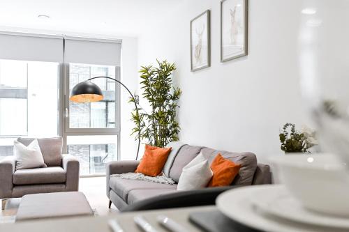 Poplar Apartment | Khayat Homes - The Owelor - Two Bed