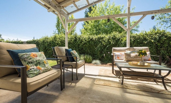 Citrus Heights House | King Beds! - Clean and Spacious 5 bed 3 bath home