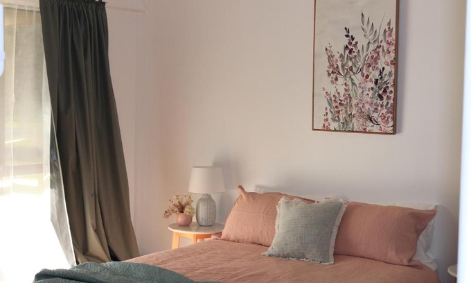 Edi House | King Edi Cottage