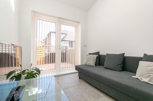 Stevenage House | King Pin Corner