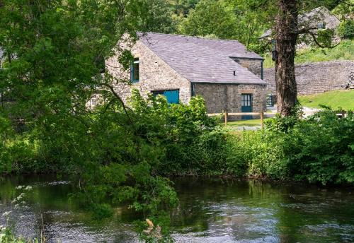 Monsal Dale House | Kingfisher Cottage Upperdale Peak District