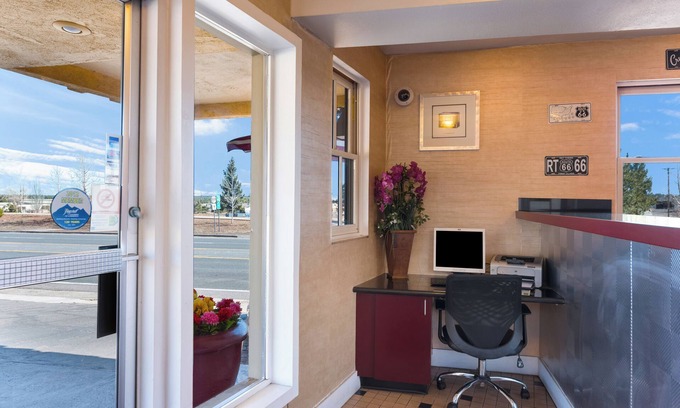 Flagstaff Hotel | Kings House Motor Hotel