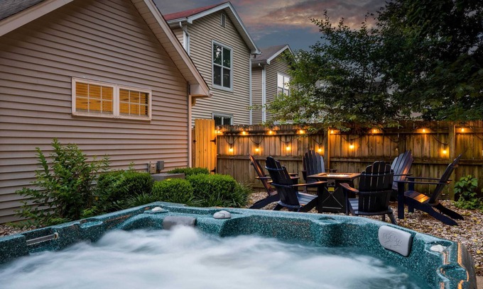 Phoenix Hill House | Kings of Summer - Hot Tub / Outdoor Oasis / NuLu!!