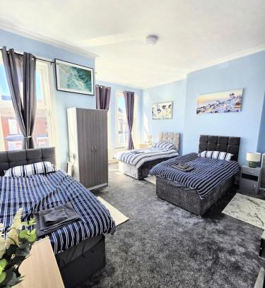 Middlesbrough House | Kings Road Modern Home