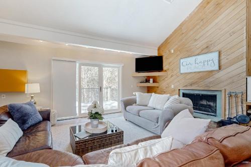 West Hartford Apartment | Kingswood 6E