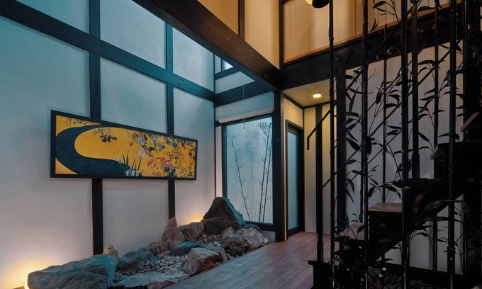 Shijo House | KIRAKU KYOTO RINPA