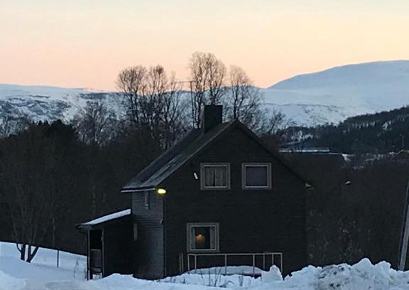 Lyngen House | Kjelkebakken Gard