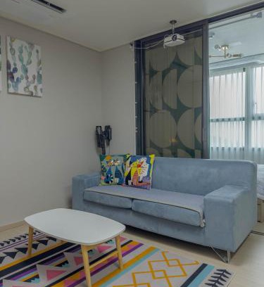 Donghae Apartment | KK Stay Ocean view with Netflix