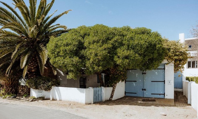 Paternoster Apartment | Komyntjie 1