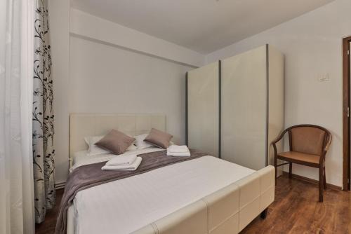 Iasi Apartment | Konstanzer Podu Ros 2 - 3 camere, bucatarie, aer conditionat, masina de spalat