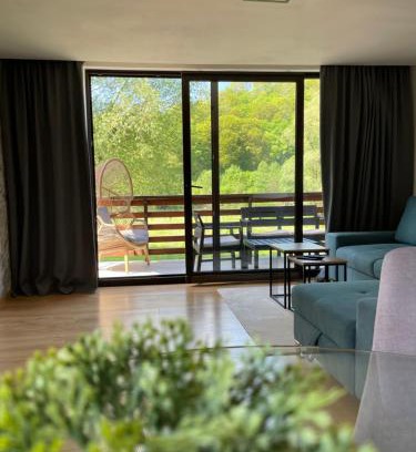 Veljun Ski Chalet | Korana Riverside