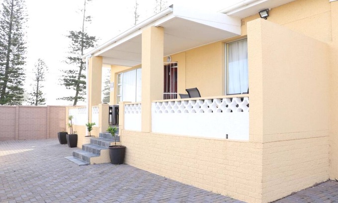 East London House | Kwazi Guest House