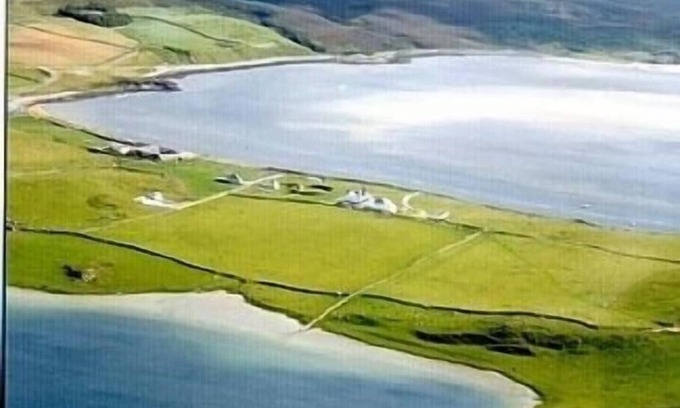 Durness Cottage | Kyleview - A shepherds cottage with far reaching views across Kyle of Durness