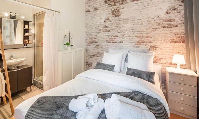 Bischheim Apartment | L'élégant-Parking privé-10min strasbourg-NBSimmo