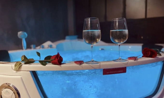 Gare-Jouvenet Apartment | L'Atelier des Rêves - spa apartment Rouen