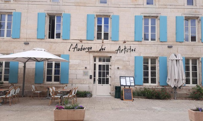 Nieul-sur-l'Autise Hotel | L'Auberge des Artistes
