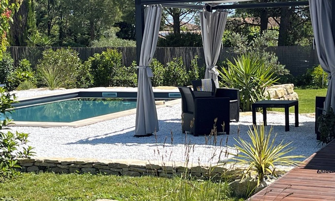 Blauzac House | L'Eden in Blauzac - 3-star holiday accommodation