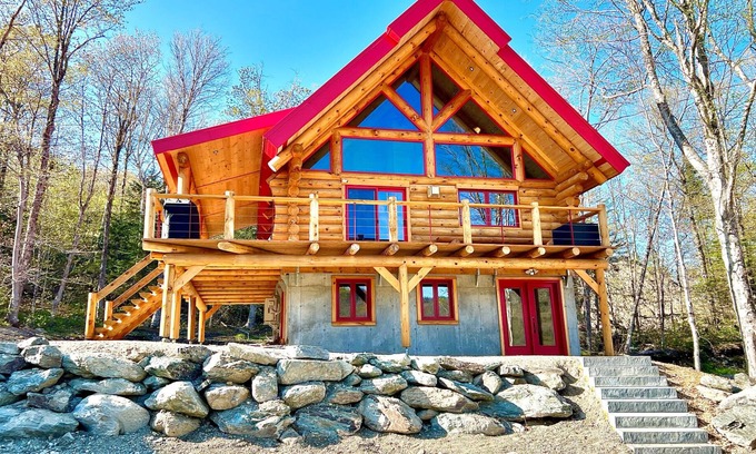 Saint-Philemon Ski Chalet | L'expérience Arborum Sugar Camp, Chalet Rustique en Bois Rond au Massif du Sud