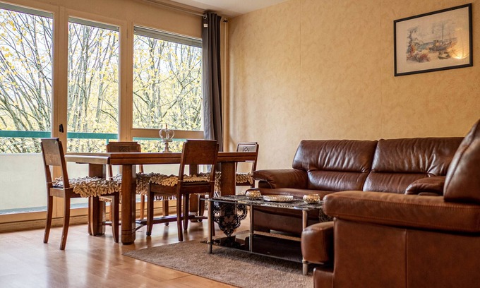 Les 3 Cites Apartment | L'Idéal - Grand T3 à Poitiers