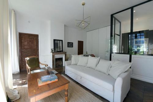 Clermont Ferrand City Centre Apartment | L'insolite - Appart 53m2, cosy & proche cathédrale