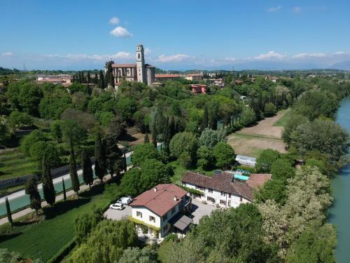 Monzambano Bed & Breakfast | L'Isolo b&b e case vacanza