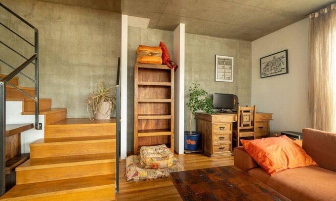 Prague 9 Apartment | L´Ocelot Premium Apartment - AC, 2 floors