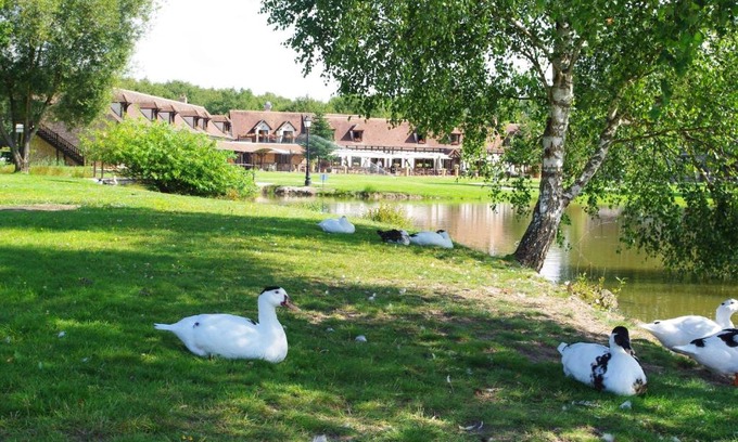 La Ferte-Saint-Aubin Hotel | L'Orée des Chênes, The Originals Relais