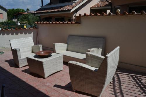 Ardea House | La Baia Dei Delfini