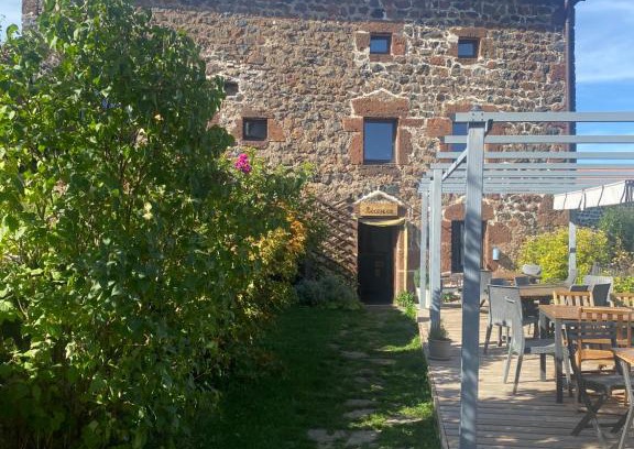 Bains Bed & Breakfast | La Barbelotte