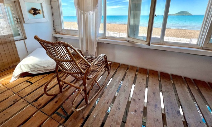 San Javier Ski Chalet | La Bella Hippie - Mediterranean Seafront