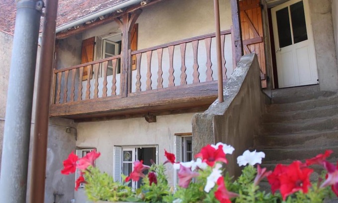 Arnay-le-Duc House | La Buissonnière