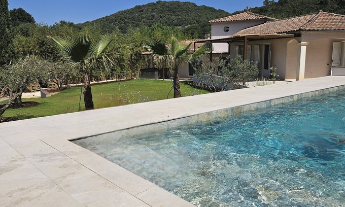 Saint-Martin-de-Valgalgues Villa | La Cévenole