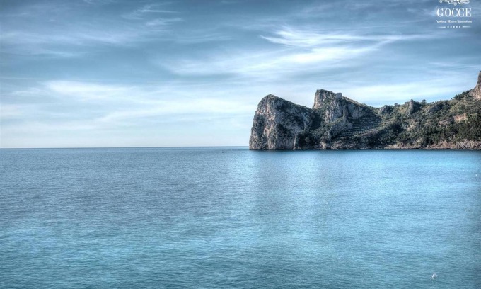 Marina del Cantone Apartment | La Cabane Bleau - The perfect beachfront apartment