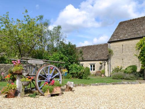 Rodmarton House | La Caleche