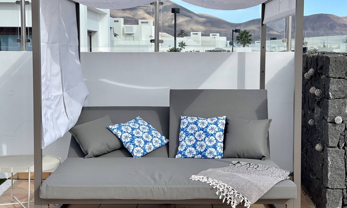 Playa Blanca House | La Casa Chancla