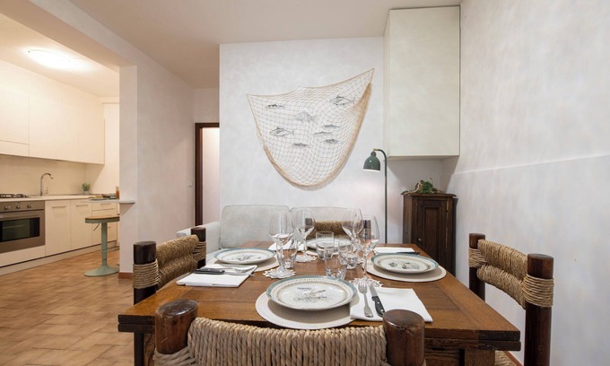 Castel di Mezzo Apartment | La Casa Del Pescatore