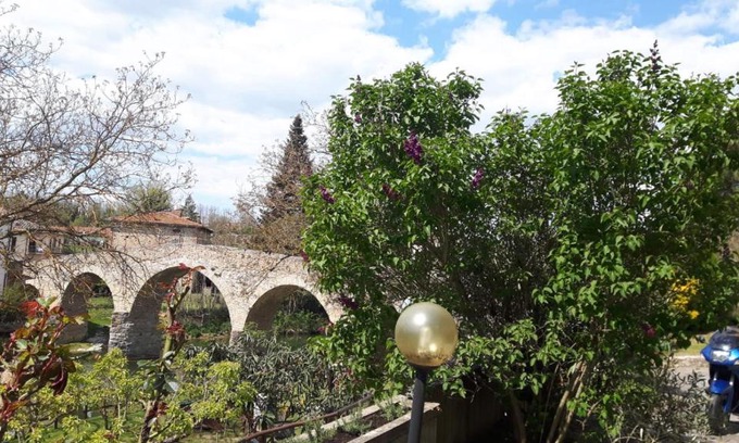 Pogi House | La casa del ponte romano