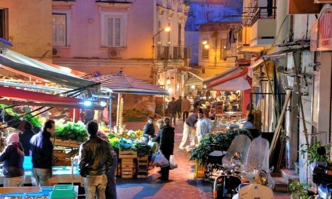 Torre del Greco Apartment | La Casa di Lully Apartment for 4 people in the center of Torre del Greco Nuovo