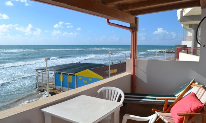 Punta Secca Apartment | La Casa di Mary