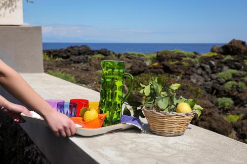 Stazzo House | La Casa diLà sul Mare