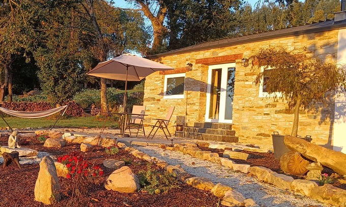 Begonte House | La Casita - a haven of peace to escape and relax, close to cities and beaches.