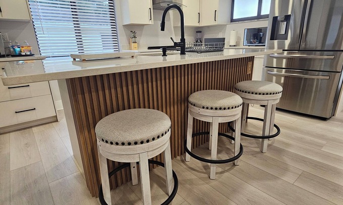 Tampa Heights House | "La Casita" Modern Tampa Heights Retreat Minutes to Downtown & Armature Works