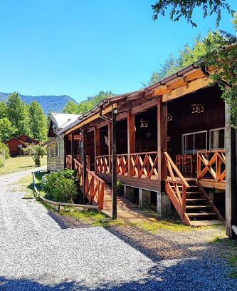 Pucon House | La Casona Caburgua